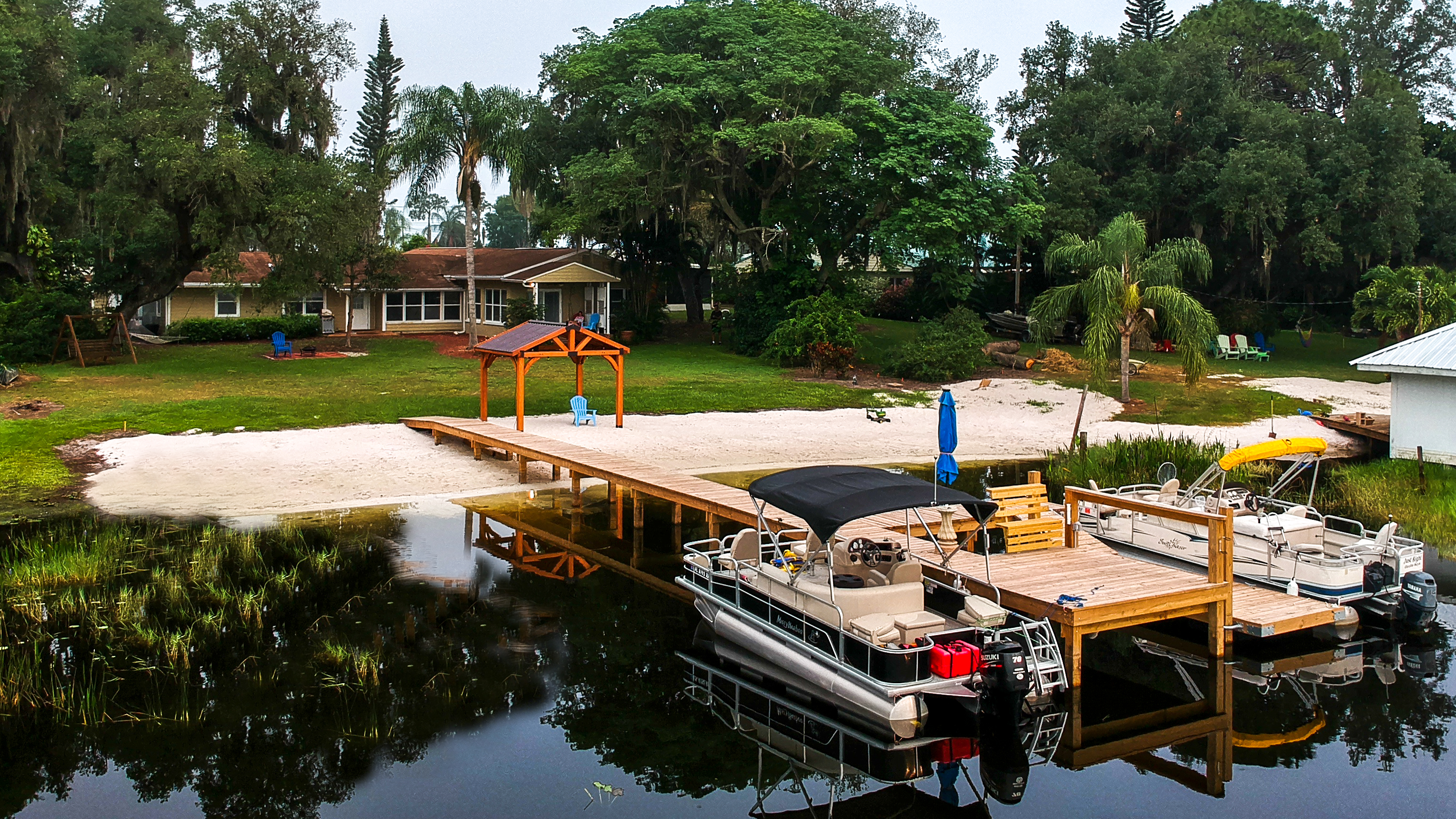 Bring your boat. Enjoy your backyard oasis!