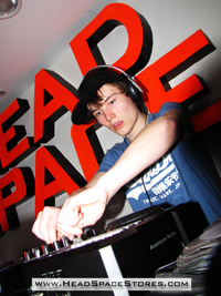 Head Space Stores - Live DJ Sets - DJ Eptune