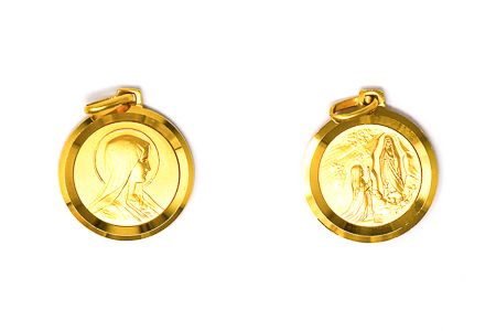 18ct Our Lady & Apparition Pedant