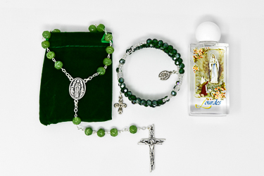 Lourdes Green Gift Set.